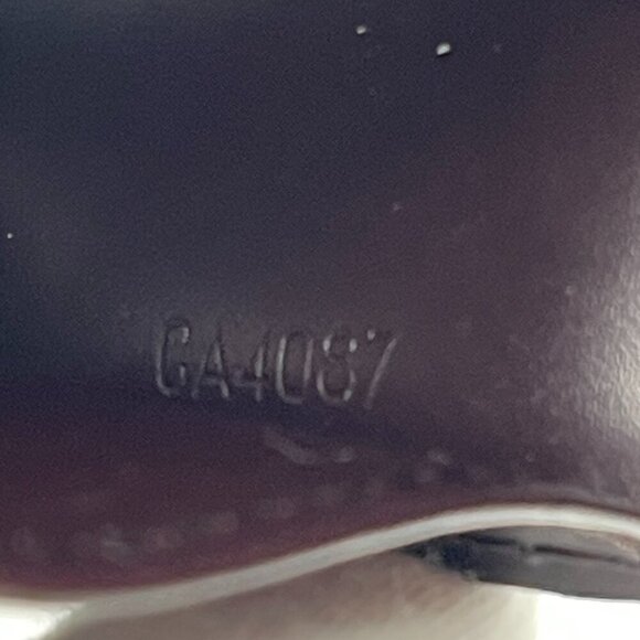 Louis Vuitton Monogram Vernis Patent Leather 4-Key Case - Amarante - Preowned - Picture 12 of 13